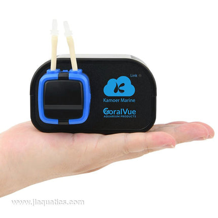 Kamoer F1 Dosing Pump size of pump - it fits in aquarists hand it is so small.