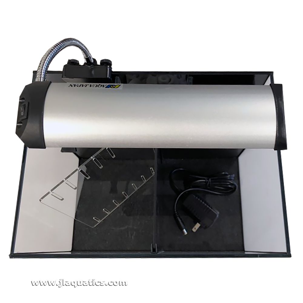Aqua Japan 4G Betta All In One Aquarium top view showing divider options and light.