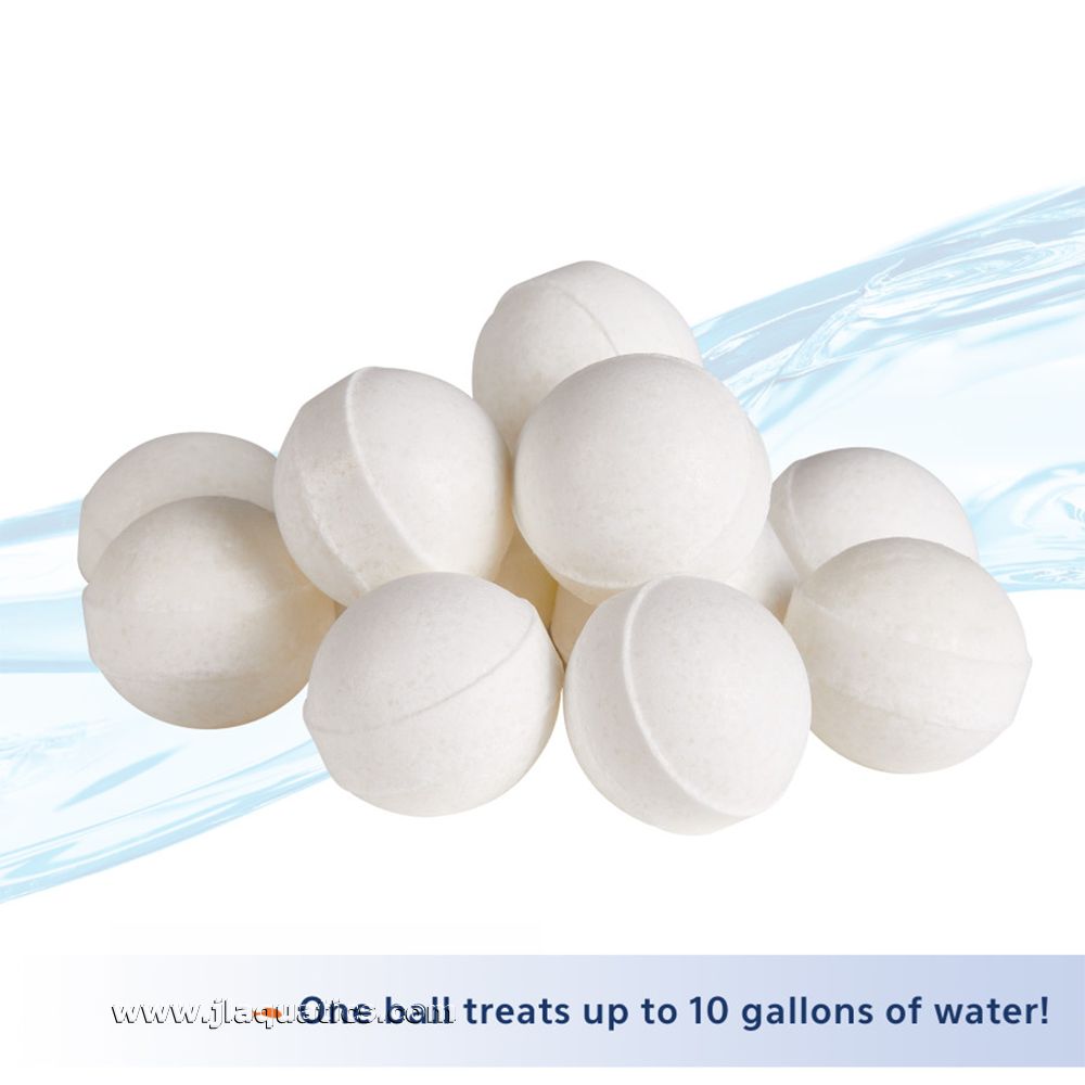 Aqueon AquaPacs Water Clarifier close-up view of the balls