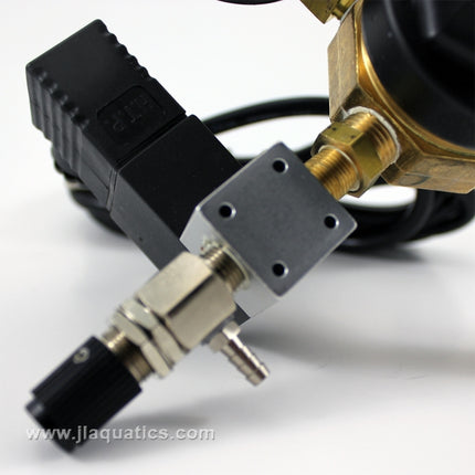 Dual Gauge CO2 Regulator & Solenoid/Needle Valve needle valve portion  close-up