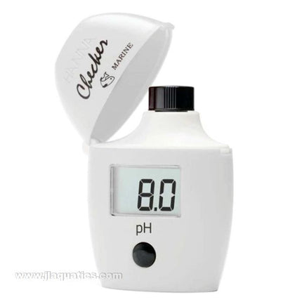 Hanna Marine pH Checker with lid open testing aquarium pH for saltwater tanks