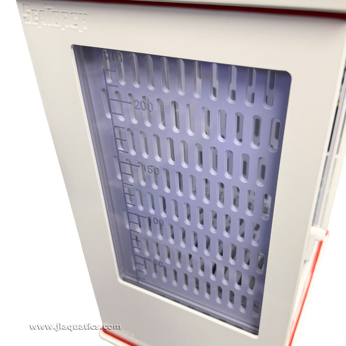 Seatorch Automatic Roller Filter close-up with water level 