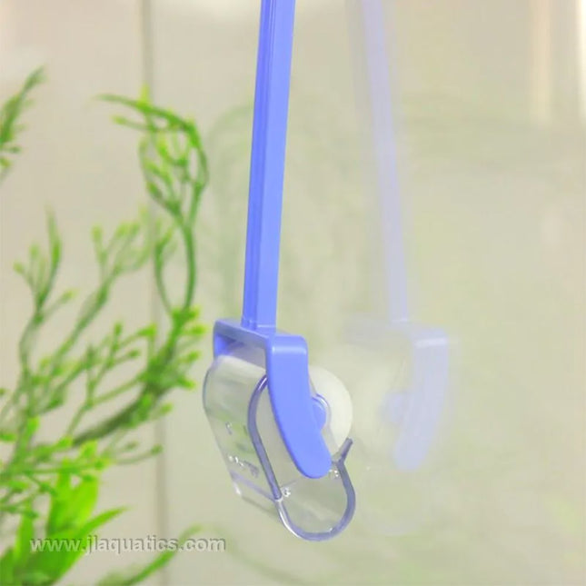 Dennerle Snail Catcher in aquarium being used