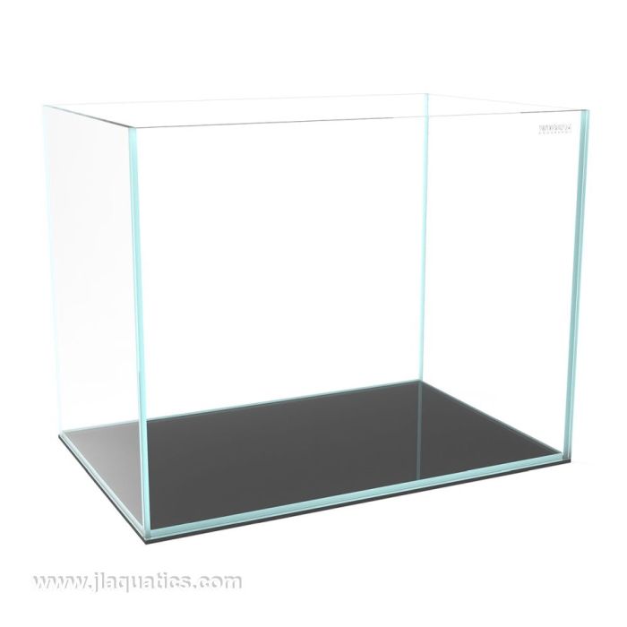 Waterbox Clear Mini 6 aquarium 3/4 view with self levelling mat and  logo